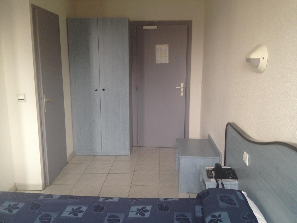 Hotel Le Strasbourg Mulhouse Oda fotoğraf